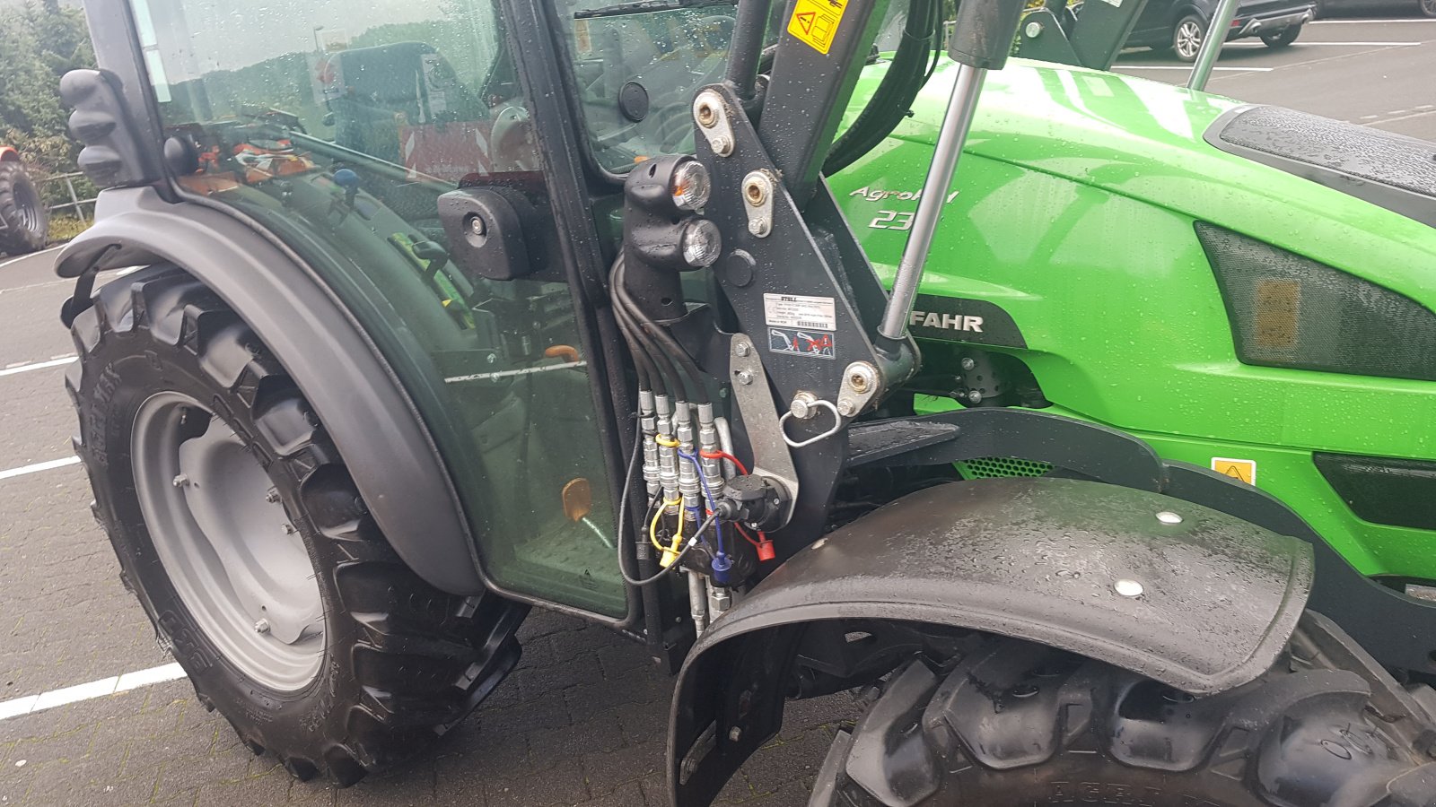 Traktor van het type Deutz Agrokid 230, Gebrauchtmaschine in Olpe (Foto 7)