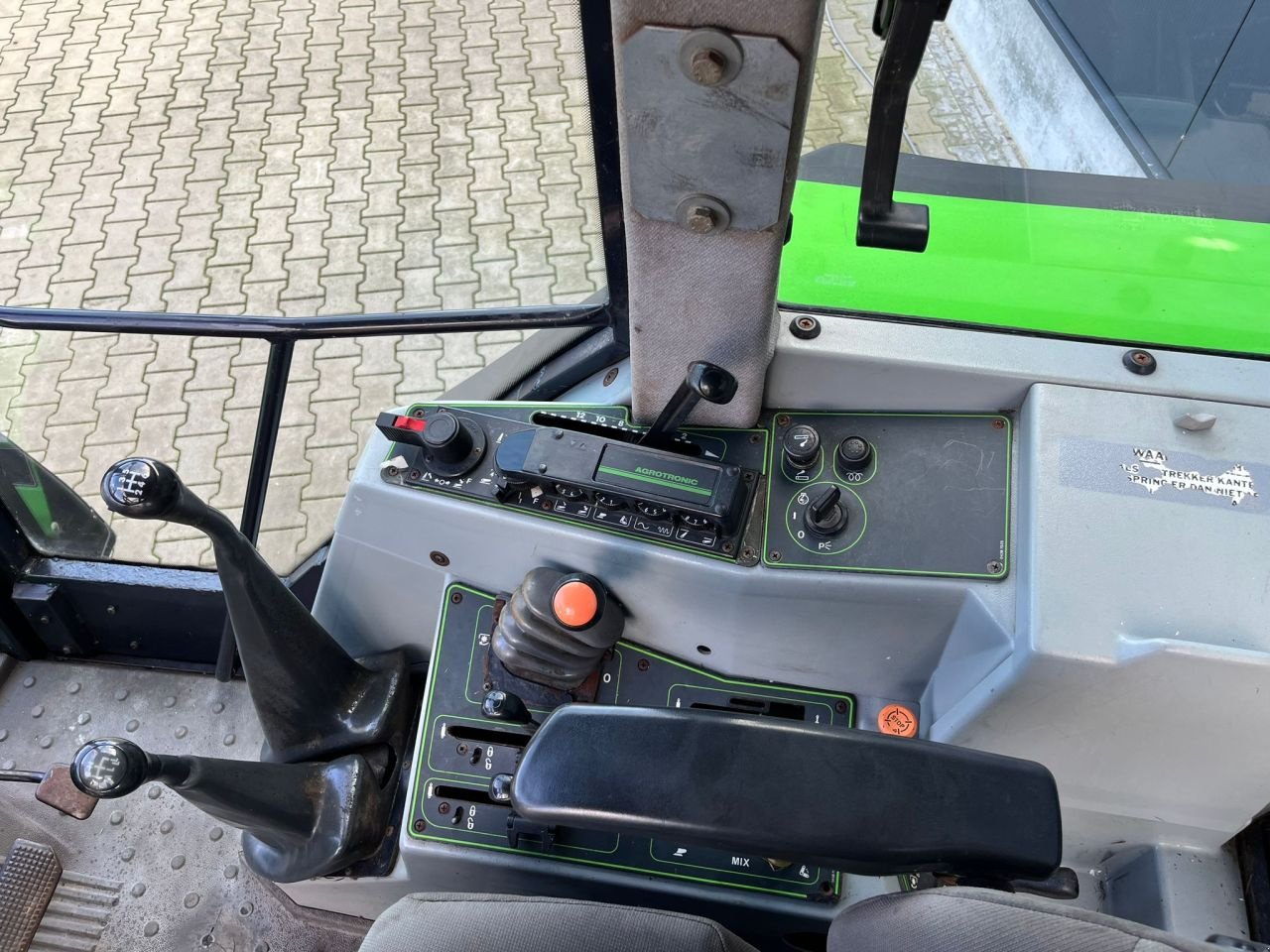 Traktor typu Deutz AgroStar 4.71, Gebrauchtmaschine w Daarle (Zdjęcie 10)