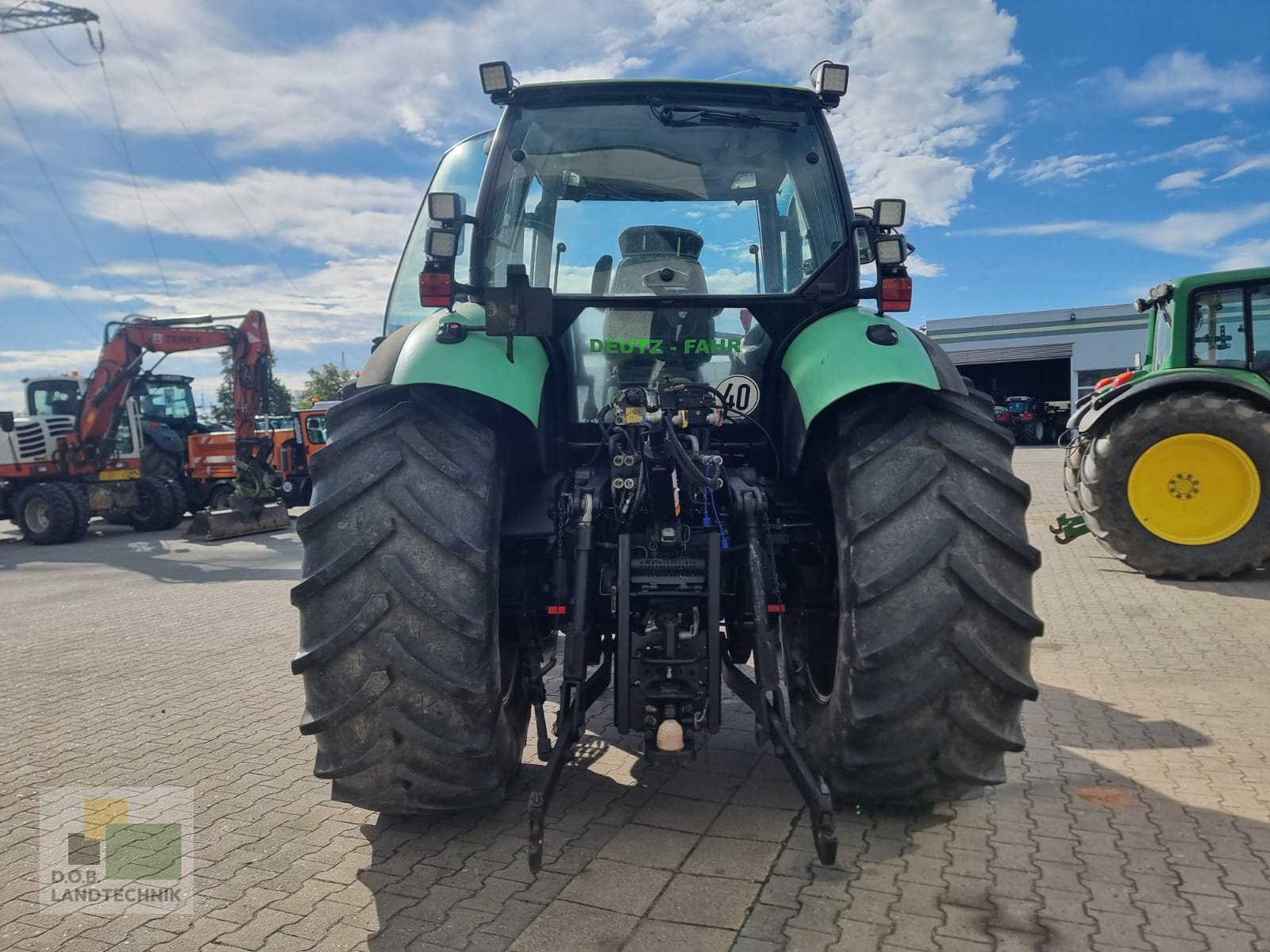 Traktor van het type Deutz Agrotron 120 Mk2, Gebrauchtmaschine in Regensburg (Foto 3)