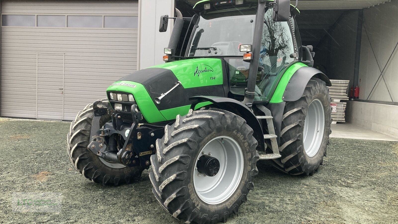 Traktor типа Deutz Agrotron 150, Gebrauchtmaschine в Großpetersdorf (Фотография 1)