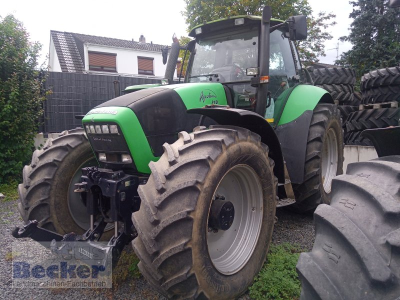 Traktor van het type Deutz Agrotron 210, Gebrauchtmaschine in Weimar-Niederwalgern (Foto 1)