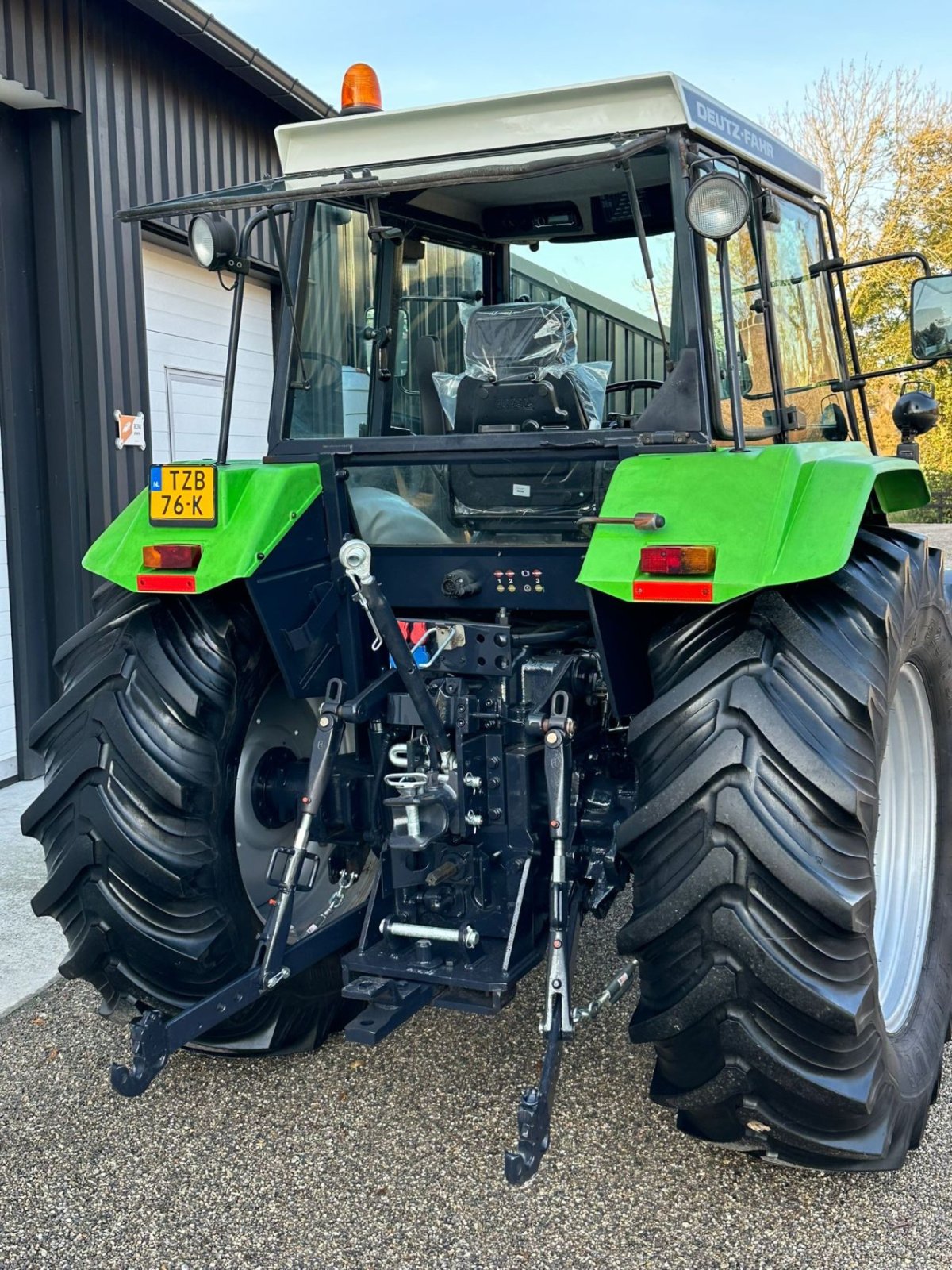 Traktor типа Deutz AGROXTRA 4.47, Gebrauchtmaschine в Linde (dr) (Фотография 8)