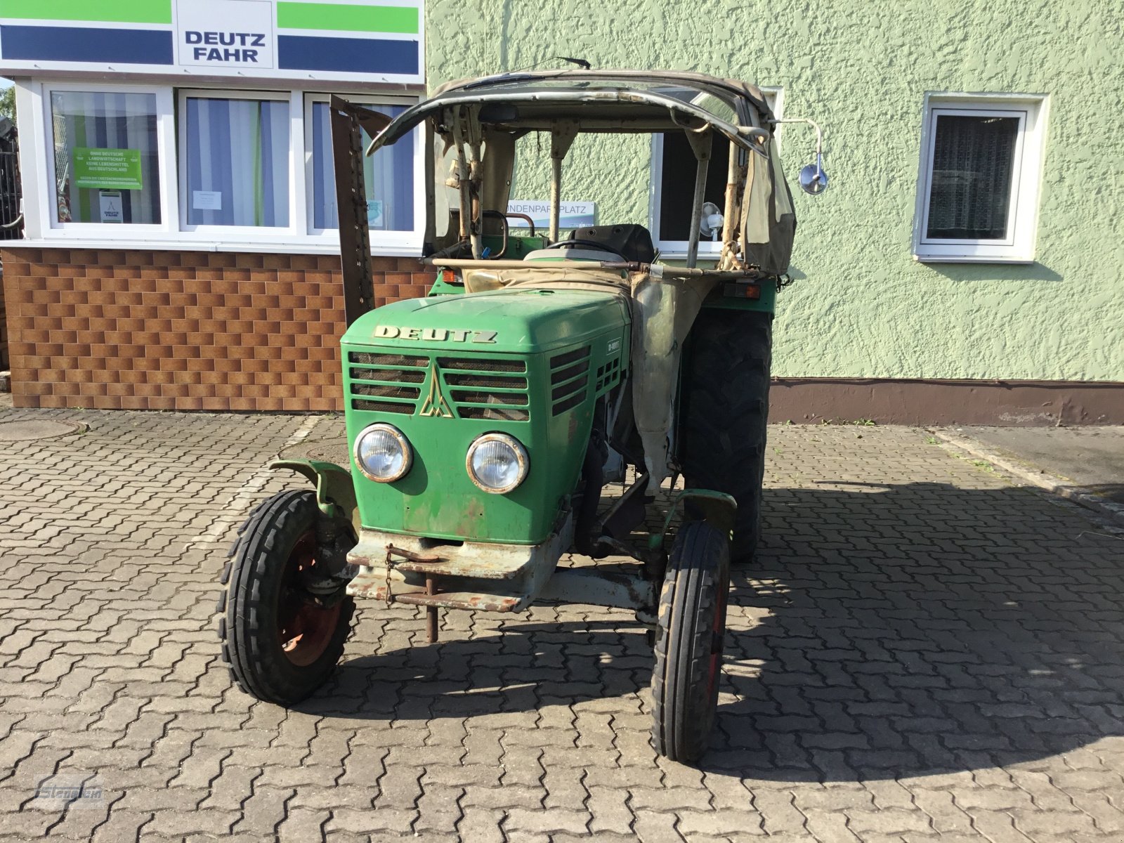 Traktor del tipo Deutz D 4006, Gebrauchtmaschine In Kasendorf (Immagine 1)