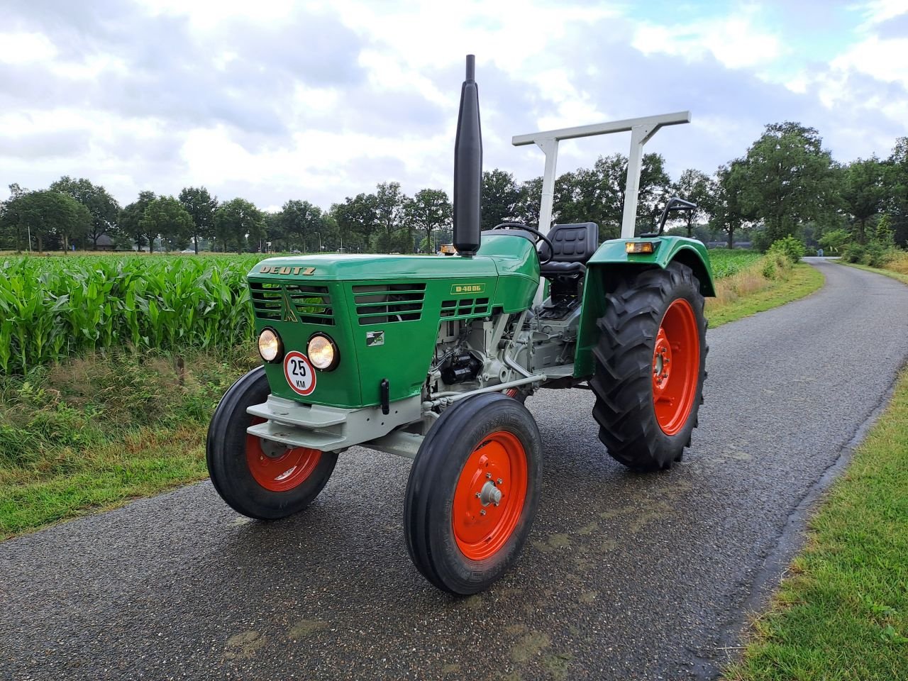 Traktor van het type Deutz D-4006, Gebrauchtmaschine in Wierden (Foto 2)