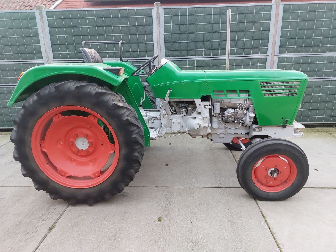 Traktor des Typs Deutz D 4006, Gebrauchtmaschine in Ouderkerk aan den IJssel (Bild 3)