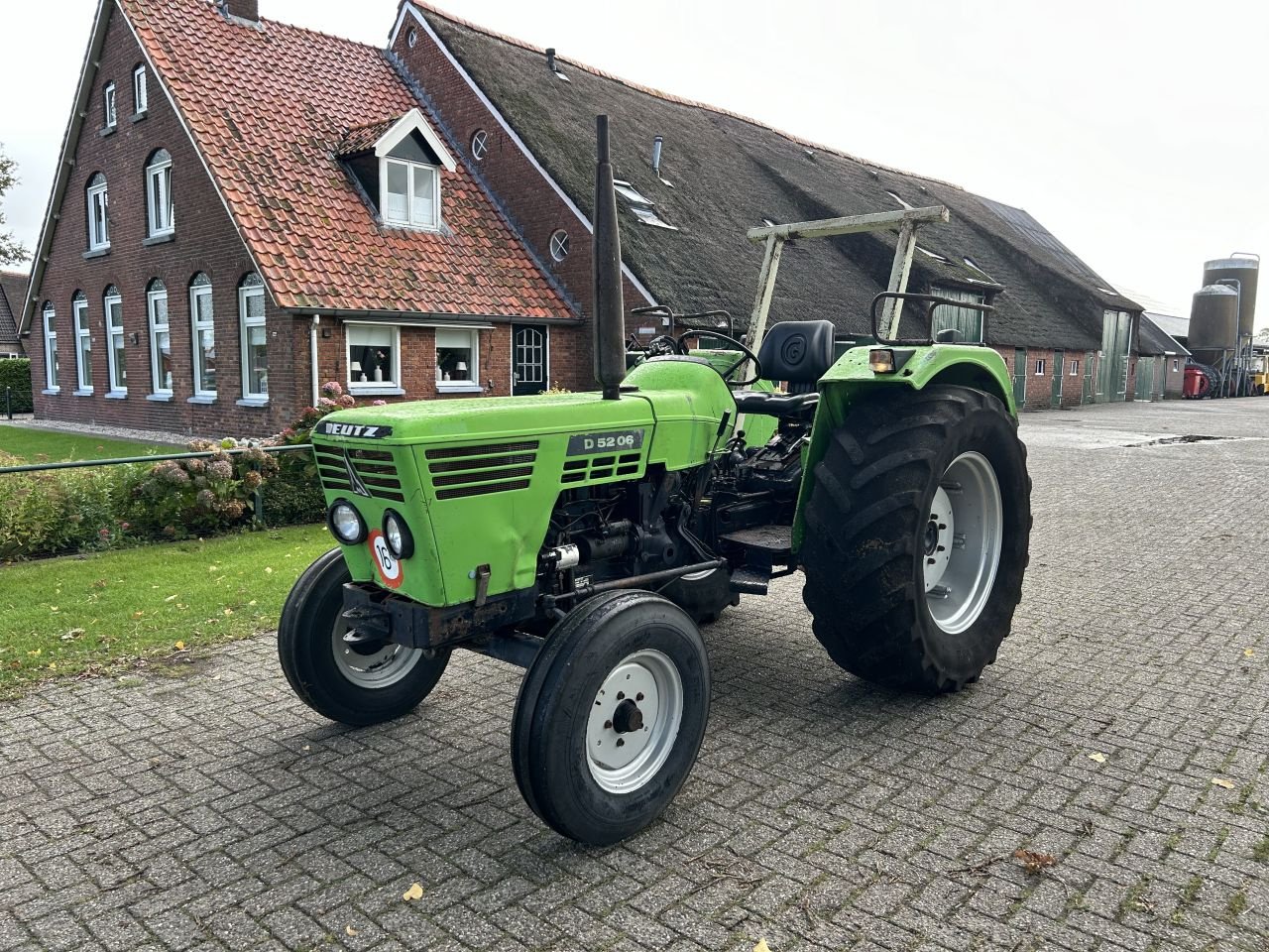 Traktor tip Deutz D 5206, Gebrauchtmaschine in Staphorst (Poză 1)