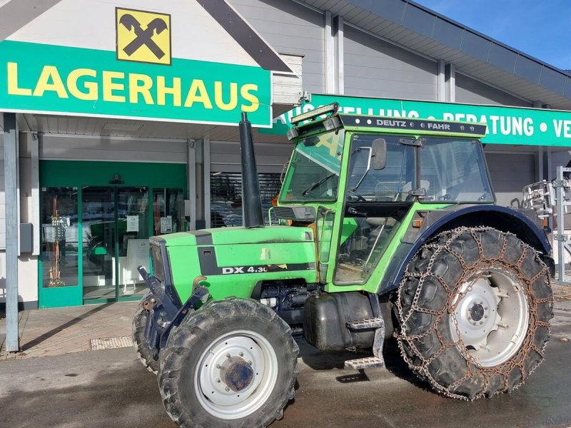 Traktor от тип Deutz DX 4.30, Gebrauchtmaschine в Bruck