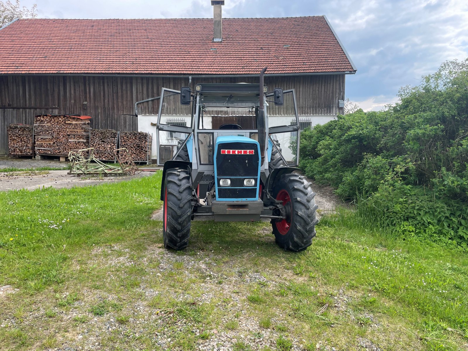 Traktor типа Eicher 3085 A, Gebrauchtmaschine в Pemfling (Фотография 2)