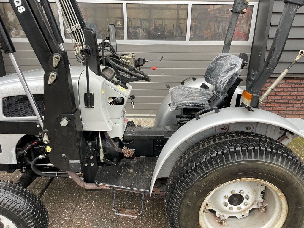 Traktor van het type Eurotrac F25 minitractor met frontlader / gazonbanden, Gebrauchtmaschine in Neer (Foto 7)