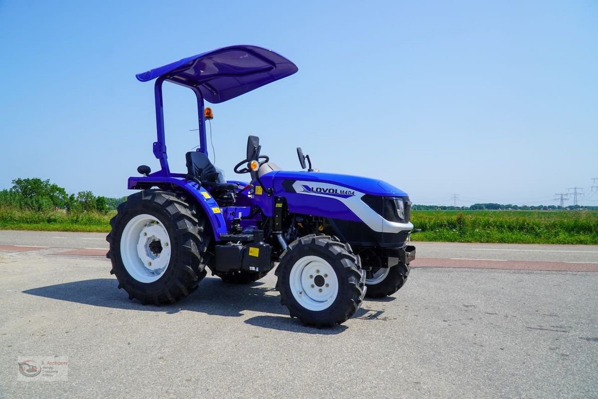 Traktor van het type Eurotrac Lovol M404R, Neumaschine in Dimbach (Foto 1)