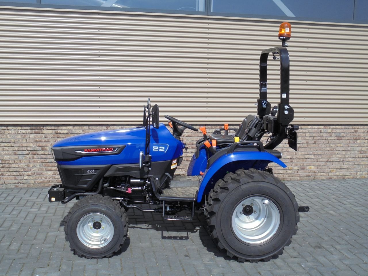 Traktor tipa Farmtrac 22, Neumaschine u Houten (Slika 5)