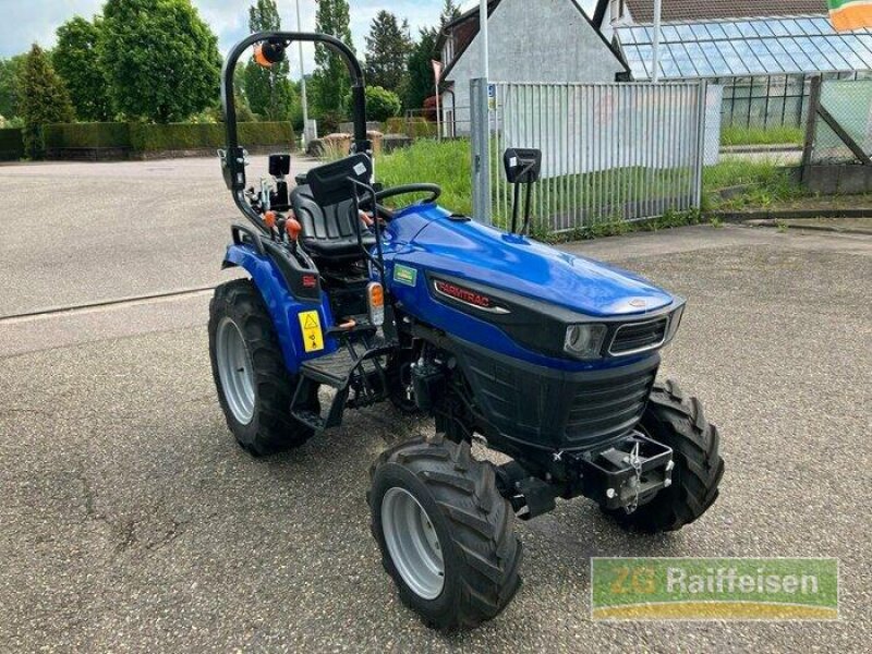 Traktor Türe ait Farmtrac 26, Neumaschine içinde Bühl (resim 12)