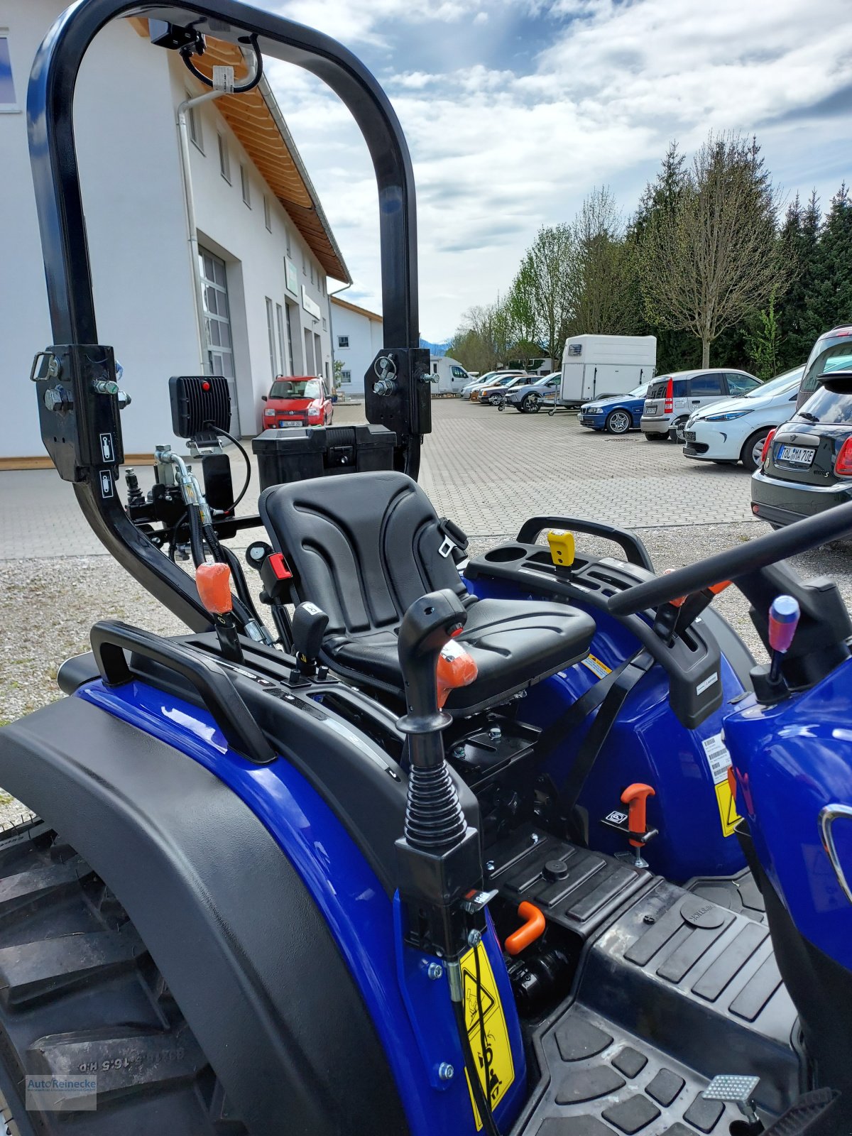 Traktor of the type Farmtrac Farmtrac 26, Neumaschine in Königsdorf (Picture 2)