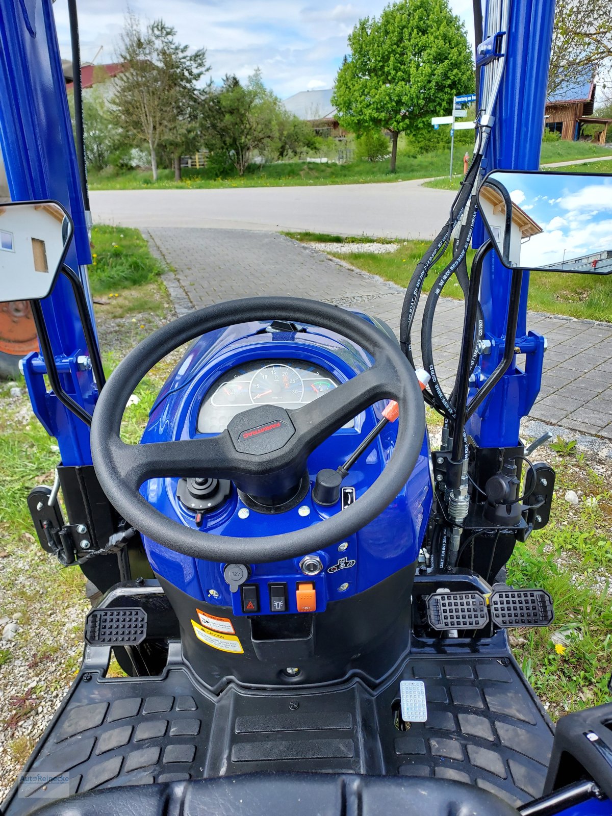 Traktor of the type Farmtrac Farmtrac 26, Neumaschine in Königsdorf (Picture 3)