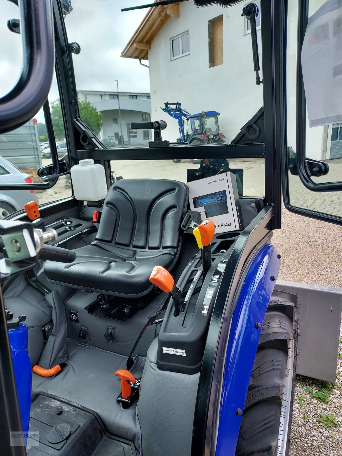 Traktor of the type Farmtrac Farmtrac 26, Neumaschine in Königsdorf (Picture 4)