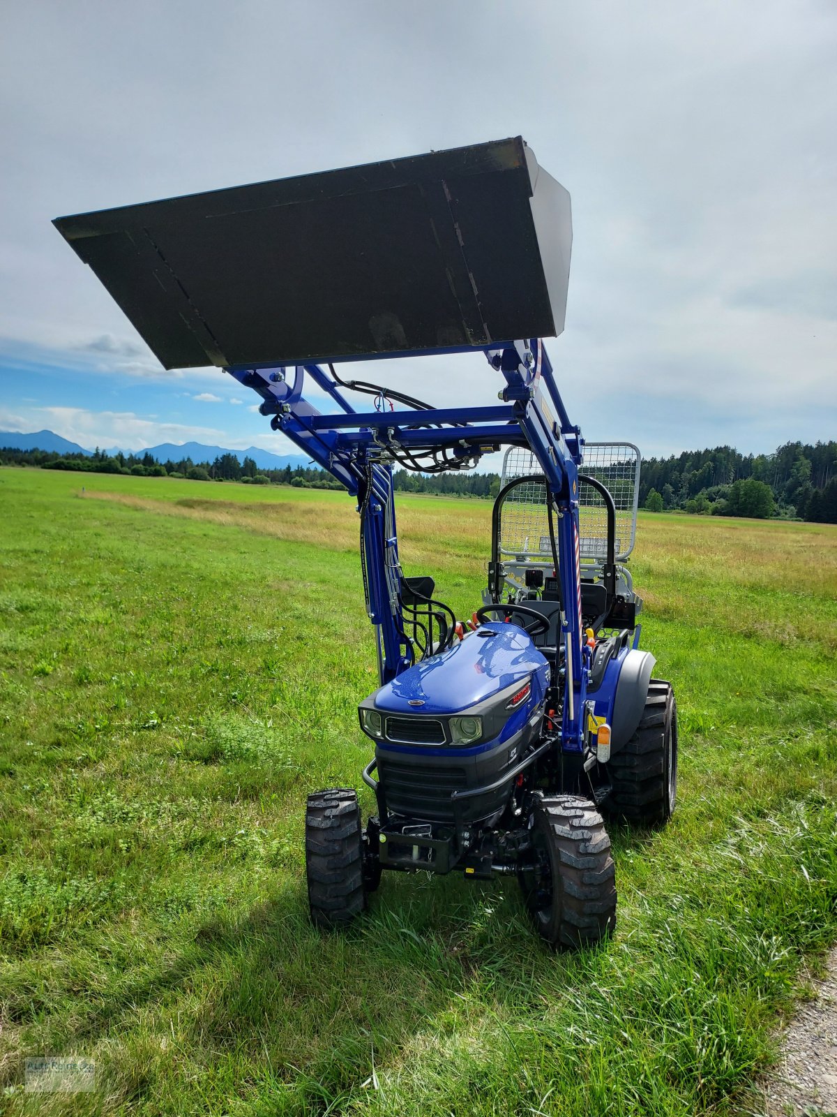 Traktor del tipo Farmtrac Farmtrac 26, Neumaschine In Königsdorf (Immagine 1)