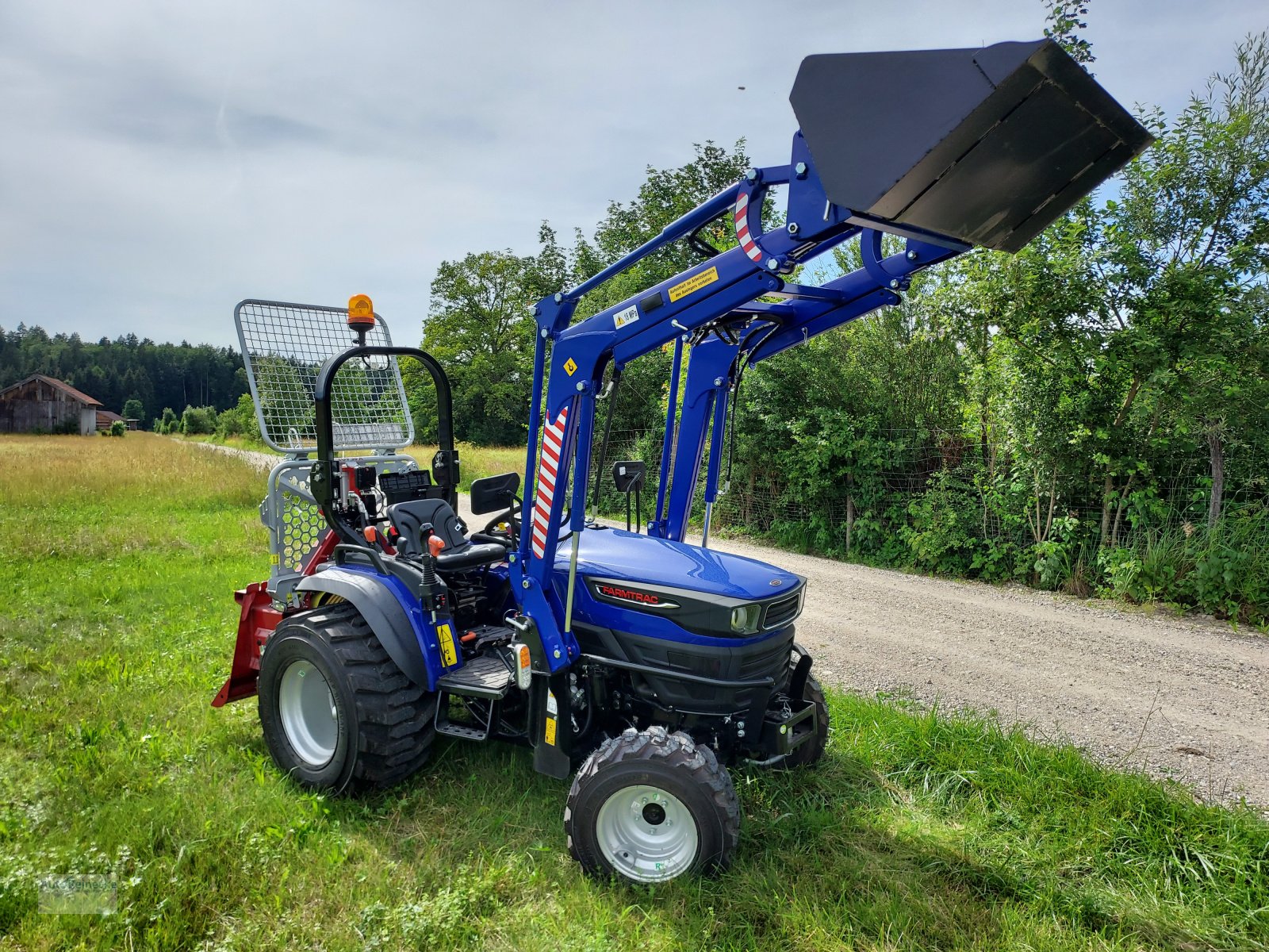 Traktor of the type Farmtrac Farmtrac 26, Neumaschine in Königsdorf (Picture 13)