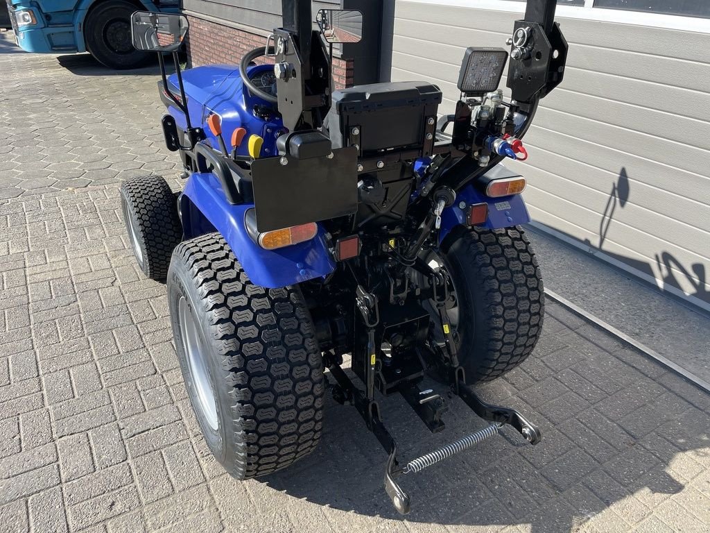 Traktor typu Farmtrac FT20 minitractor NIEUW smalle gazonbanden, Neumaschine w Neer (Zdjęcie 11)