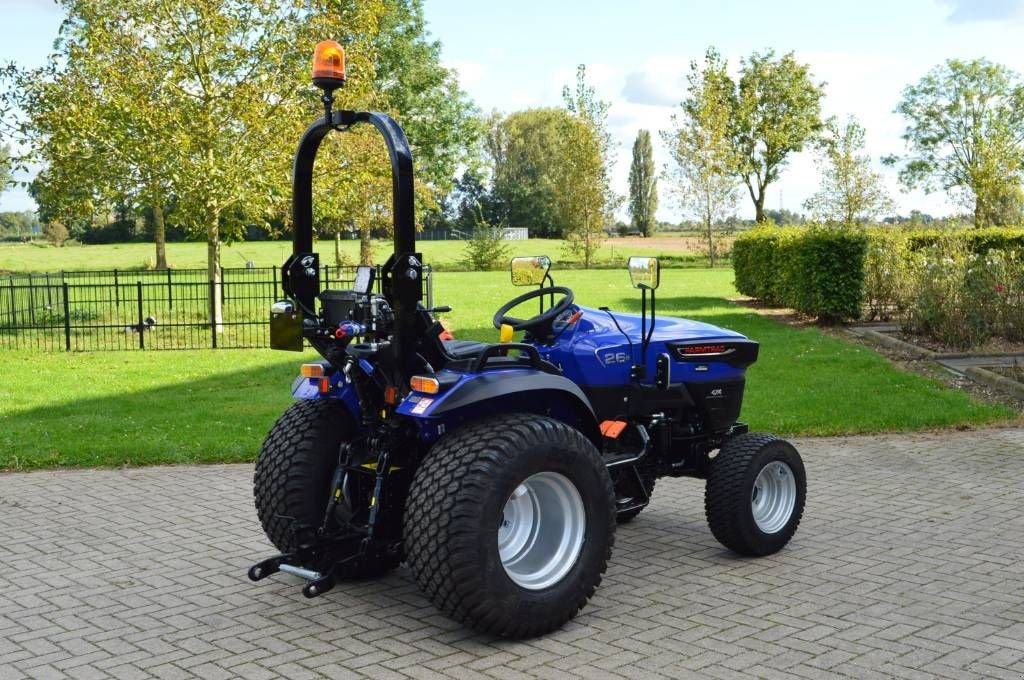 Traktor of the type Farmtrac FT26 HST Compacttractor, Neumaschine in Erichem (Picture 10)