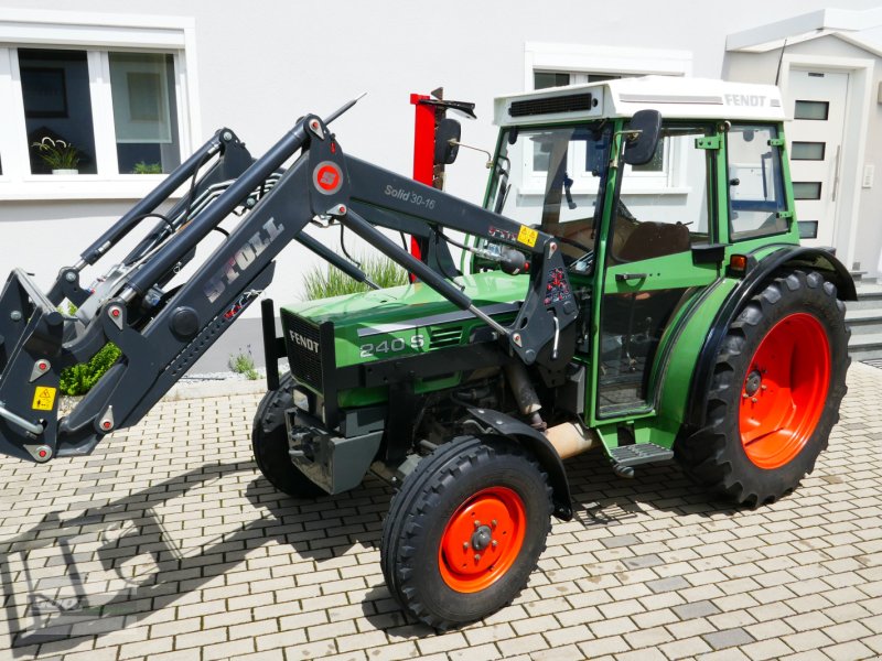 Traktor типа Fendt * Schmuckstück *  Fendt 240S Hinterrad. Erst 3500 Std. Aus 1. Hand, Gebrauchtmaschine в Langenzenn (Фотография 1)