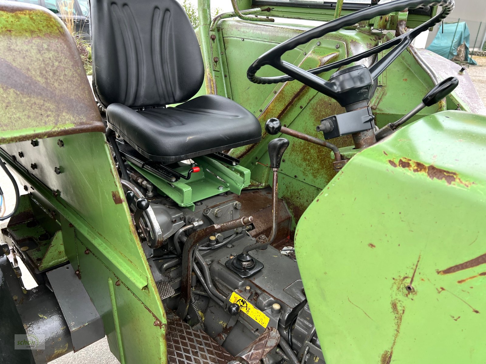 Traktor of the type Fendt 105 S Turbomatik mit Servolenkung und 1 dw und 1 ew Steuergerät, Gebrauchtmaschine in Burgrieden (Picture 14)