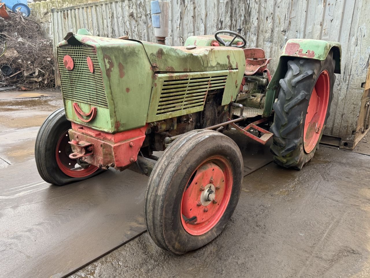 Traktor des Typs Fendt 105, Gebrauchtmaschine in Hardinxveld giessendam (Bild 3)