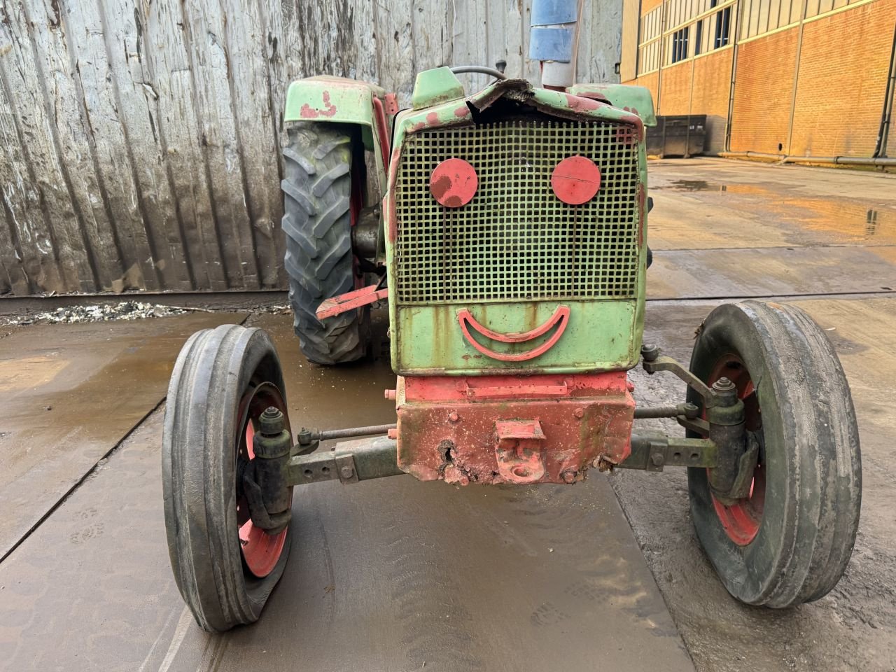 Traktor des Typs Fendt 105, Gebrauchtmaschine in Hardinxveld giessendam (Bild 2)