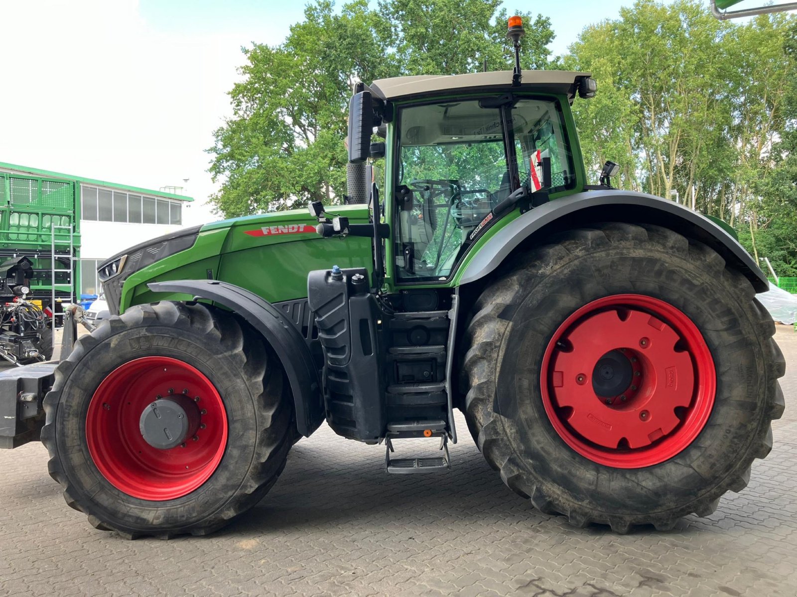 Traktor του τύπου Fendt 1050 Vario Gen2 Profi Plus, Gebrauchtmaschine σε Bützow (Φωτογραφία 3)