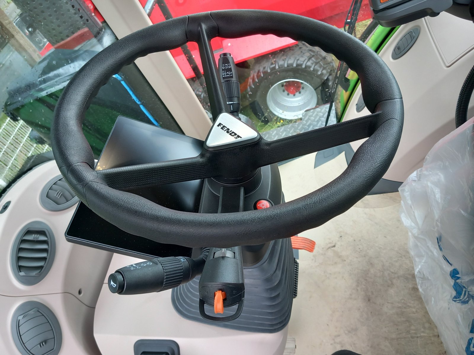 Traktor des Typs Fendt 1050 Vario Gen3 Profi+, Gebrauchtmaschine in Preetz (Bild 6)