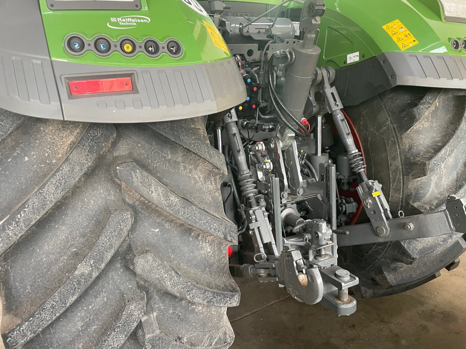 Traktor of the type Fendt 1050 Vario Gen3 Profi+ Setting, Gebrauchtmaschine in Ebeleben (Picture 8)