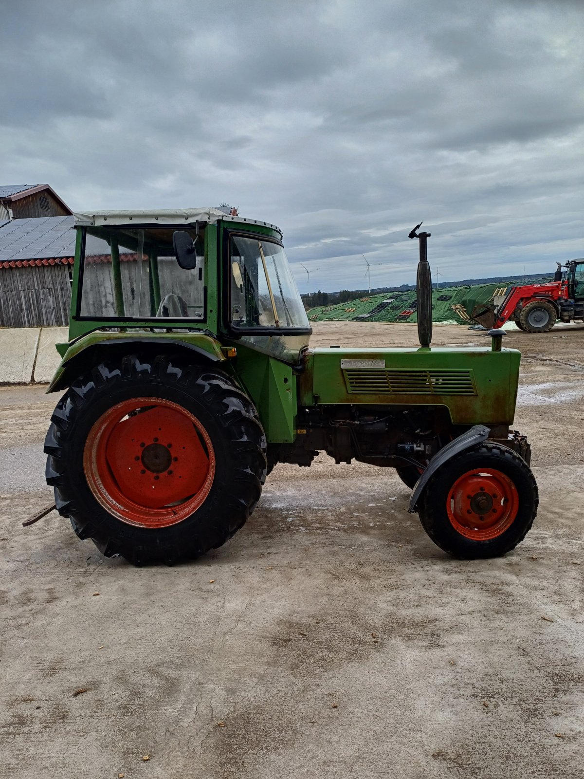 Traktor of the type Fendt 105S, Gebrauchtmaschine in Egge (Picture 1)