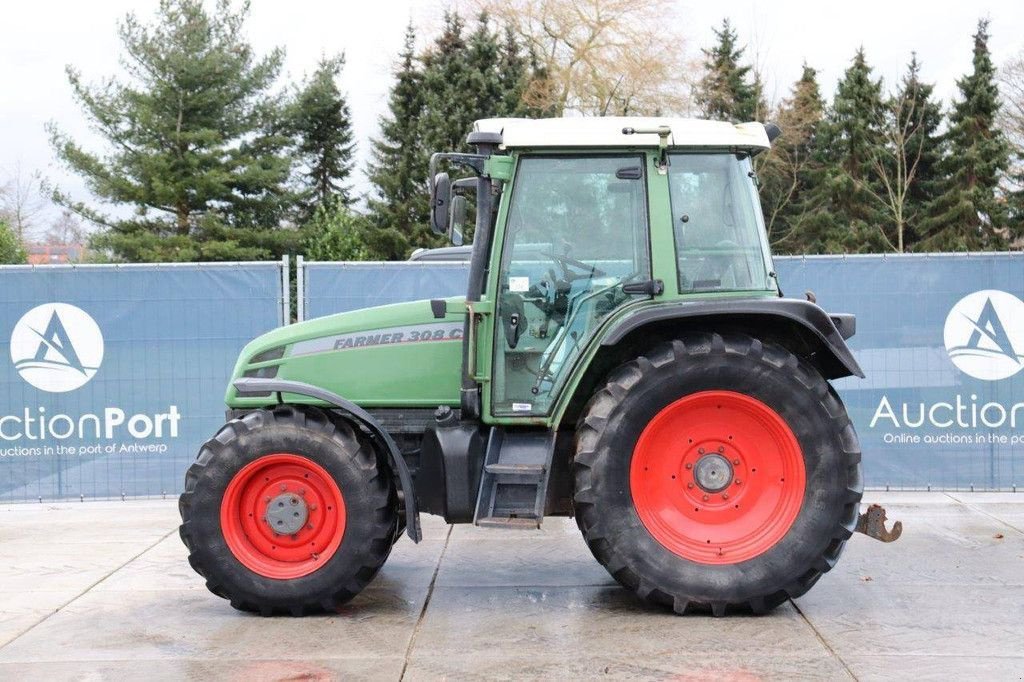 Traktor του τύπου Fendt 118/2, Gebrauchtmaschine σε Antwerpen (Φωτογραφία 2)