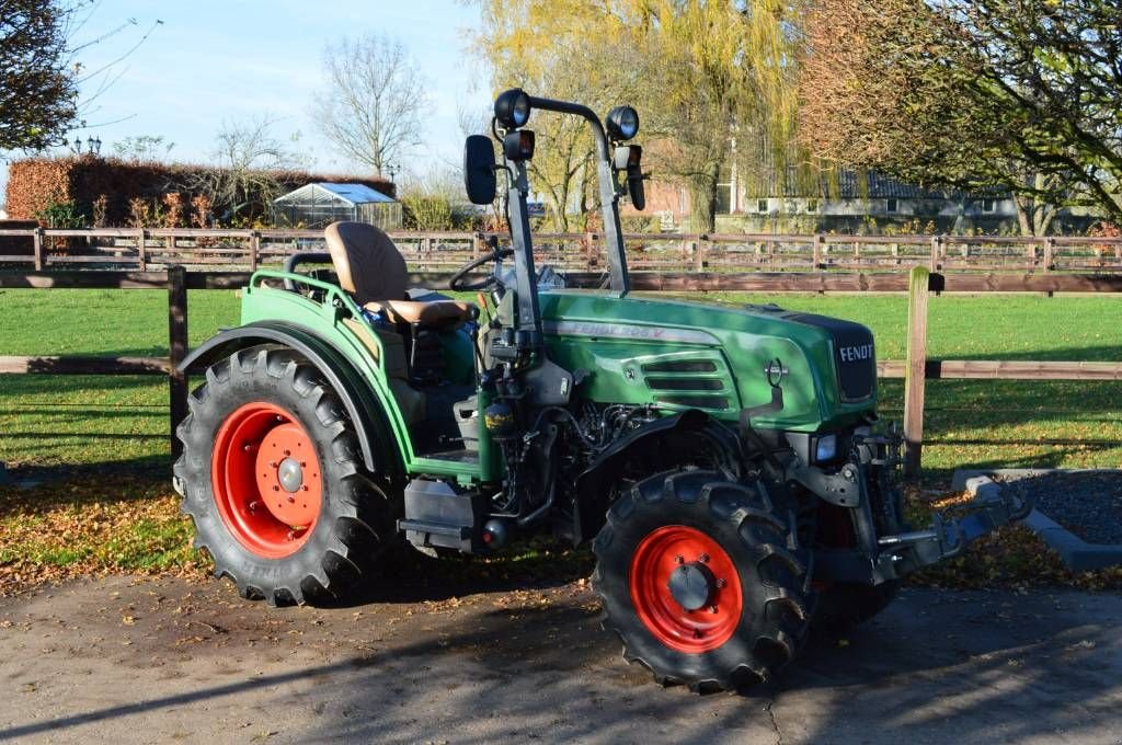 Traktor of the type Fendt 206 VA Cabrio Smalspoor/fruitteelttractor, Gebrauchtmaschine in Erichem (Picture 3)