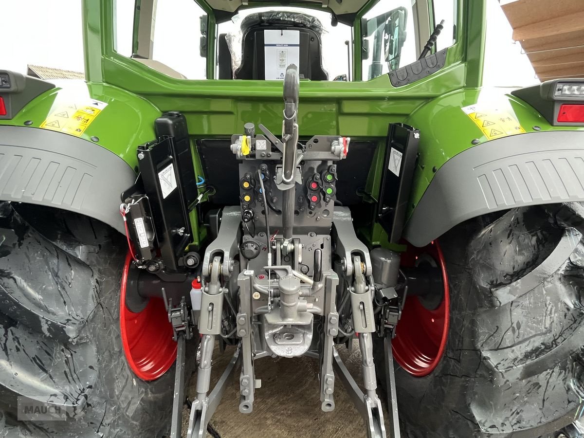 Traktor van het type Fendt 207 Vario (FendtONE), Vorführmaschine in Burgkirchen (Foto 7)