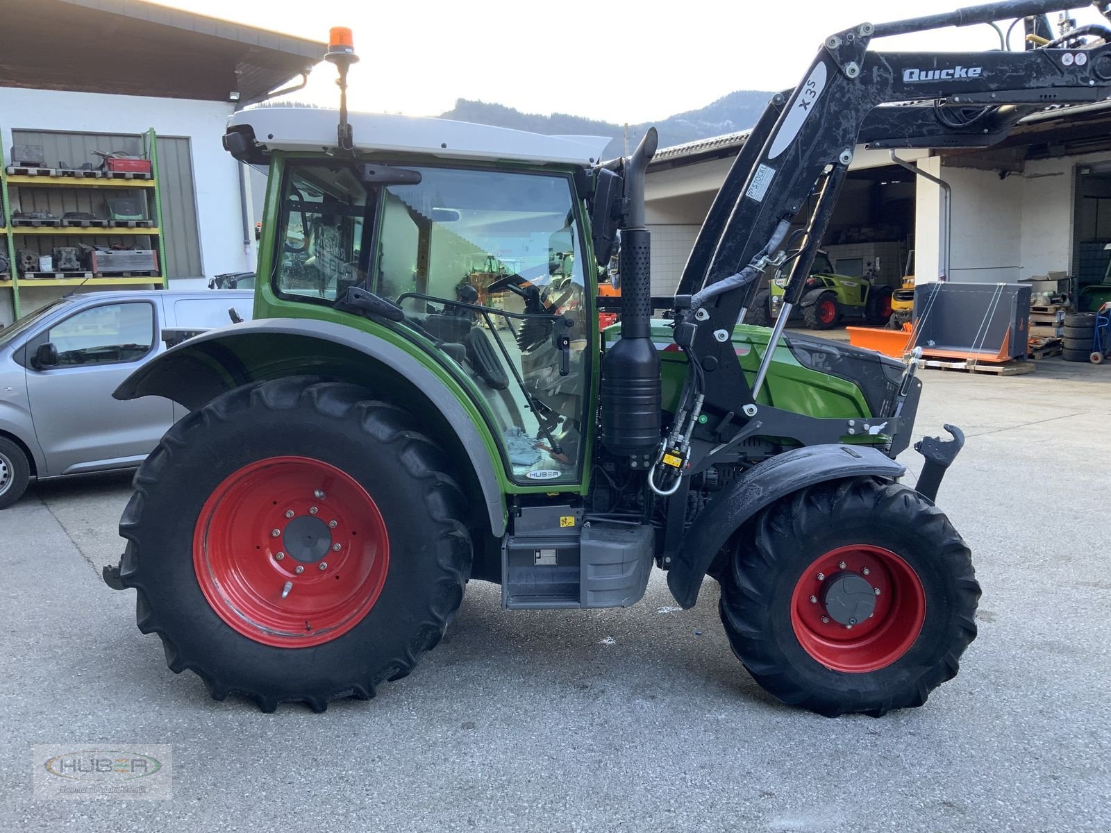 Traktor типа Fendt 207 Vario (Gen3), Gebrauchtmaschine в Kundl/Tirol (Фотография 4)