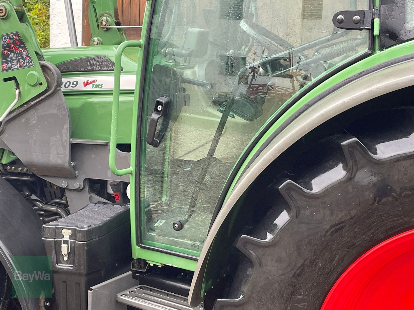 Traktor typu Fendt 207 VARIO TMS, Gebrauchtmaschine w Niederviehbach (Zdjęcie 8)