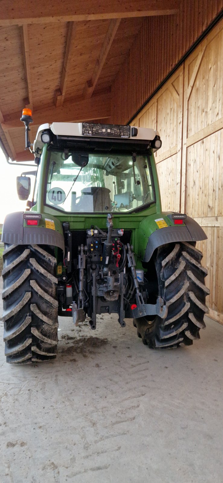 Traktor des Typs Fendt 207 Vario TMS, Gebrauchtmaschine in Ried (Bild 4)