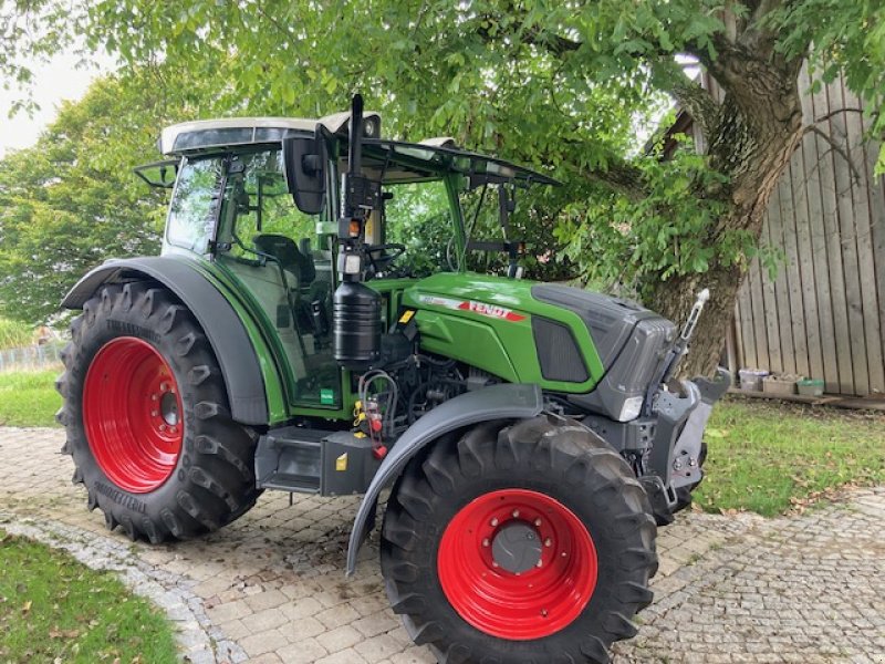 Traktor des Typs Fendt 207 Vario TMS, Gebrauchtmaschine in Buch am Erlbach (Bild 2)