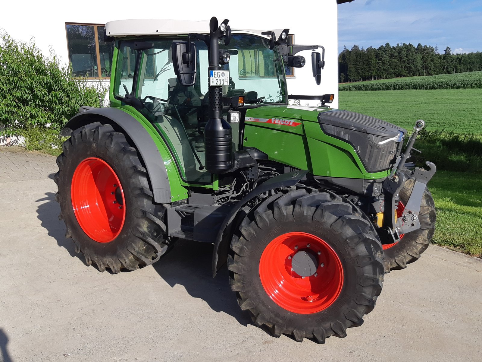 Traktor typu Fendt 207 Vario TMS, Gebrauchtmaschine w Arnstorf (Zdjęcie 2)