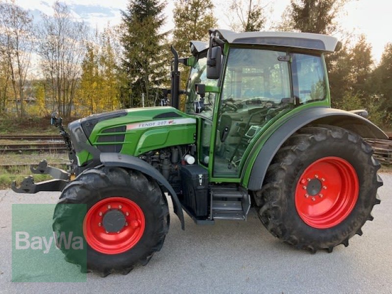 Traktor от тип Fendt 207 VARIO, Gebrauchtmaschine в Waldkirchen (Снимка 4)