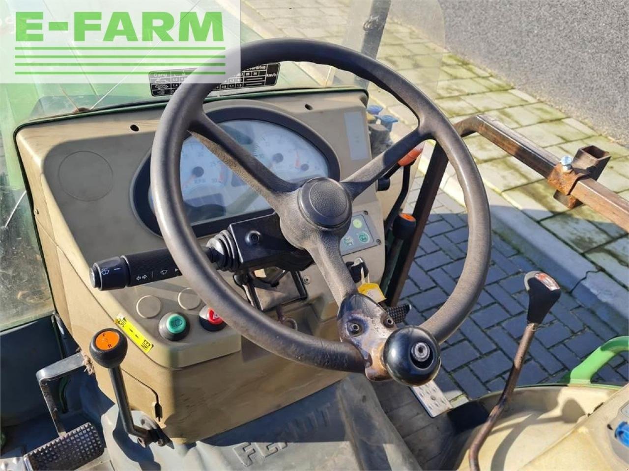 Traktor a típus Fendt 207v cabrio V, Gebrauchtmaschine ekkor: gg VEGHEL (Kép 2)