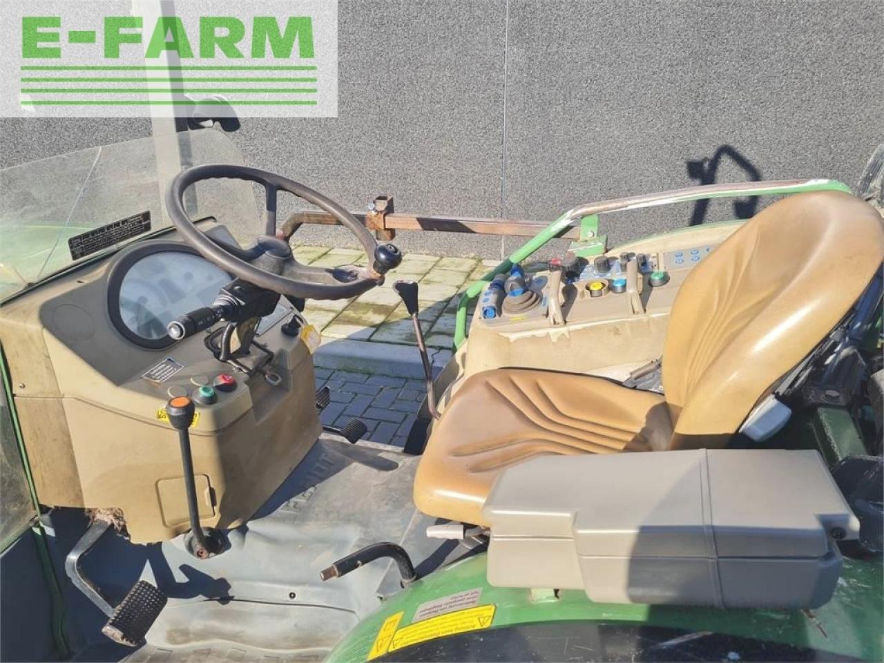 Traktor typu Fendt 207v cabrio V, Gebrauchtmaschine w gg VEGHEL (Zdjęcie 5)