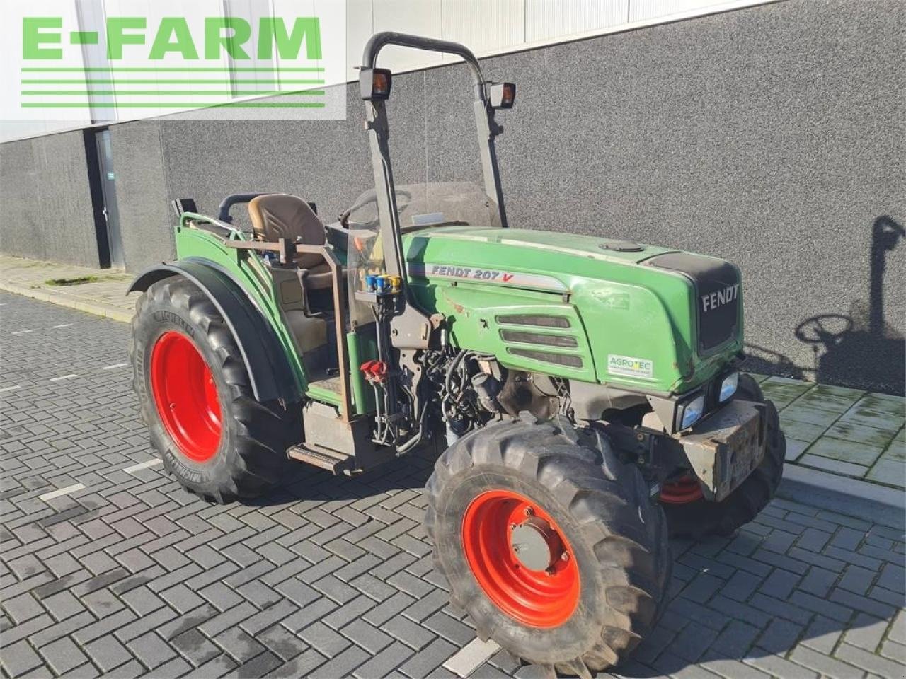 Traktor типа Fendt 207v cabrio V, Gebrauchtmaschine в gg VEGHEL (Фотография 7)