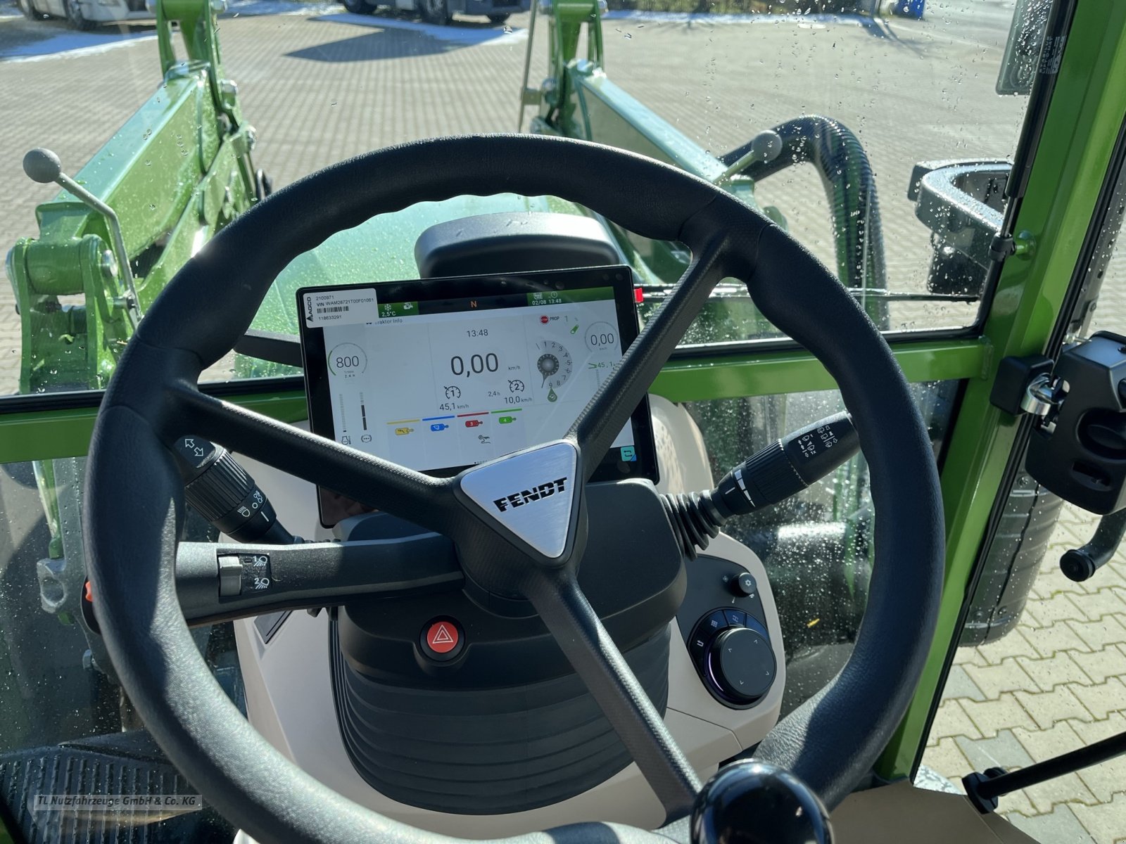 Traktor от тип Fendt 208 VARIO TMS, Gebrauchtmaschine в Röttenbach (Снимка 8)