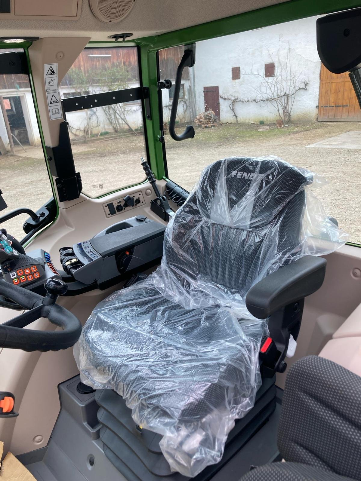 Traktor del tipo Fendt 208 Vario V, Gebrauchtmaschine In Pfaffenhofen (Immagine 3)