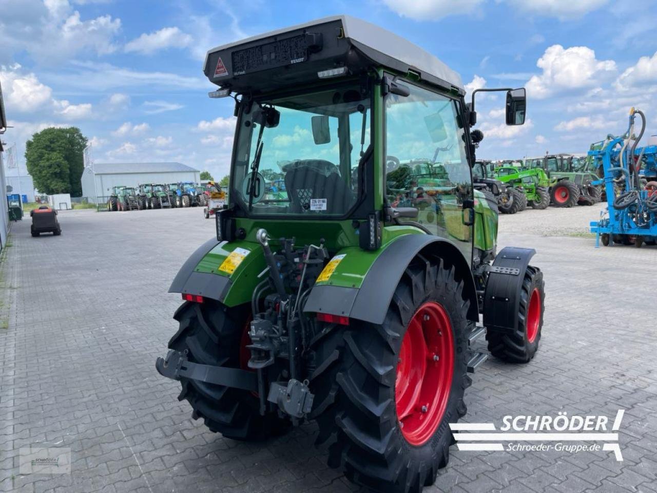 Traktor Türe ait Fendt 209 F VARIO GEN3 POWER, Gebrauchtmaschine içinde Wildeshausen (resim 3)