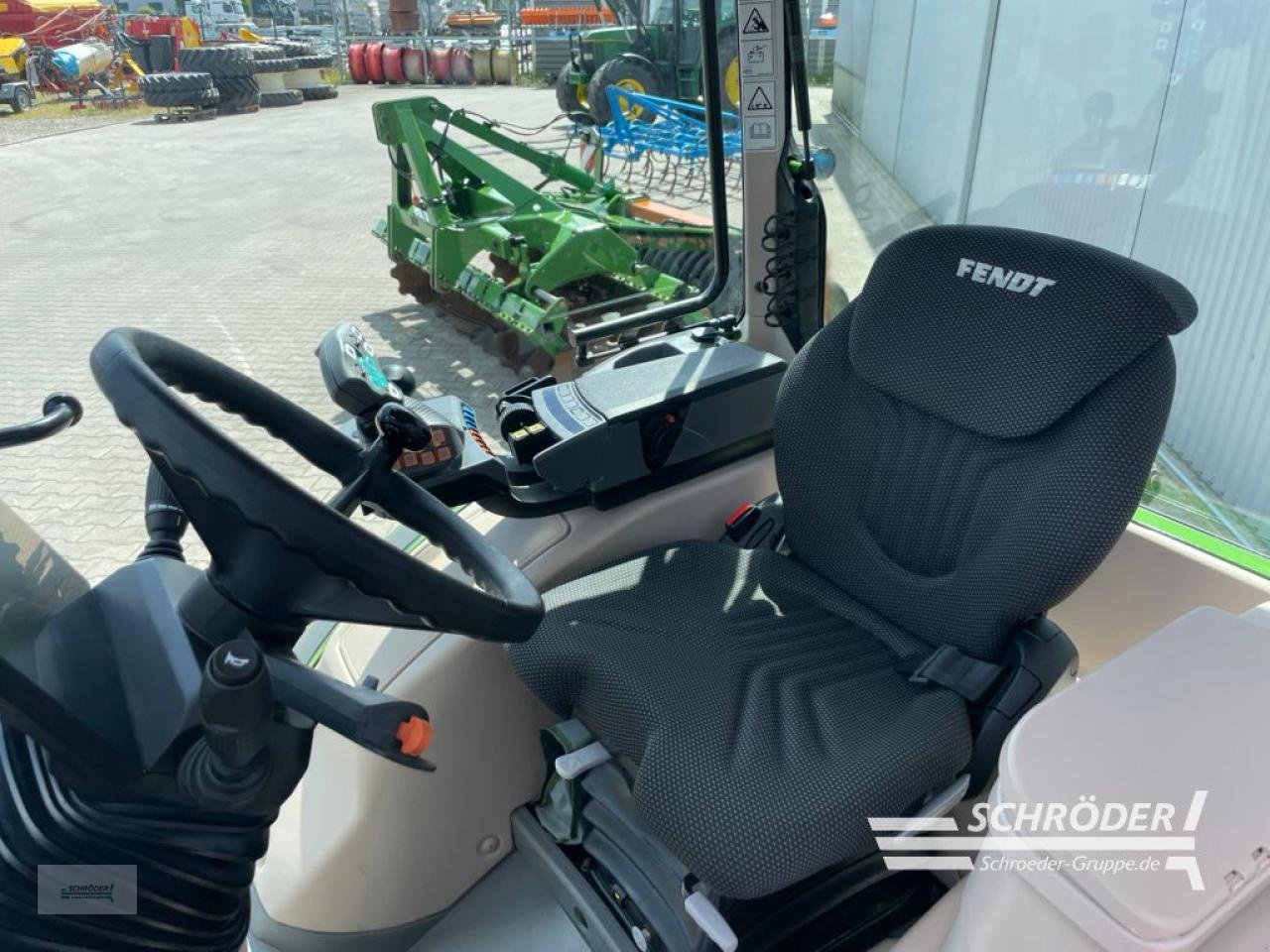 Traktor του τύπου Fendt 209 F VARIO GEN3 POWER, Gebrauchtmaschine σε Langförden (Φωτογραφία 11)