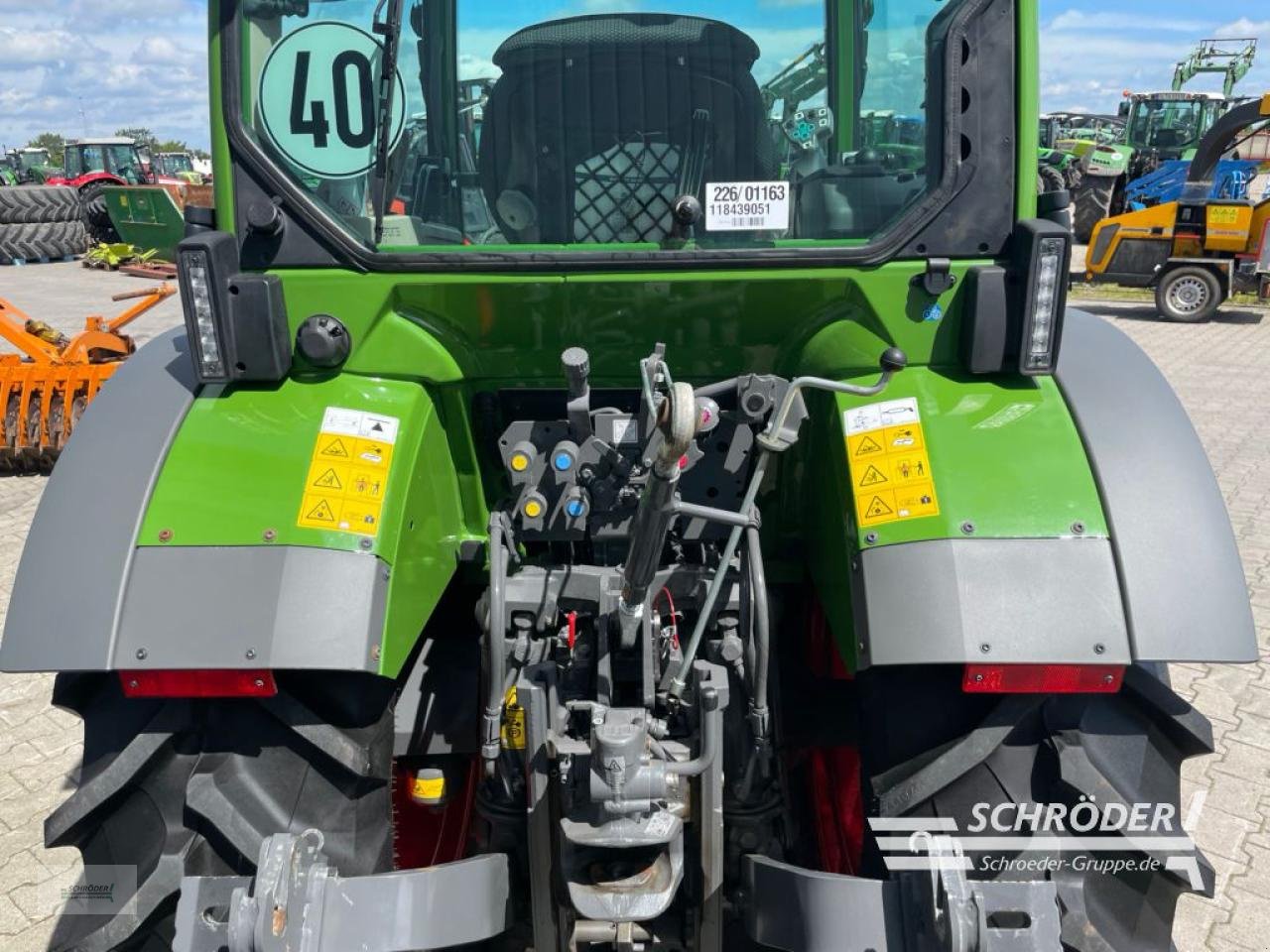 Traktor typu Fendt 209 F VARIO GEN3 POWER, Gebrauchtmaschine w Langförden (Zdjęcie 18)