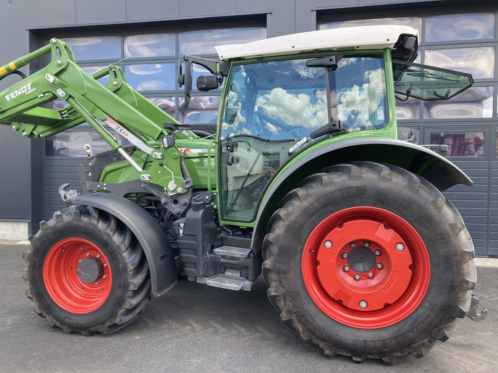 Traktor typu Fendt 209 S Vario Gen 3 Power Setting 2, Gebrauchtmaschine v Wülfershausen an der Saale (Obrázek 2)