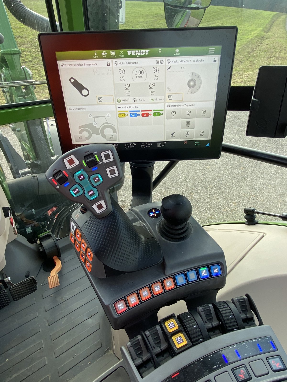 Traktor des Typs Fendt 209 S Vario Gen 3 Profi, Gebrauchtmaschine in Feuchtwangen (Bild 3)